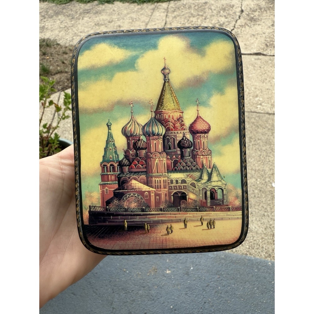 Vintage Russian Lacquer Box St Basil Cathedral Moscow Detailed Intricate‎ Art